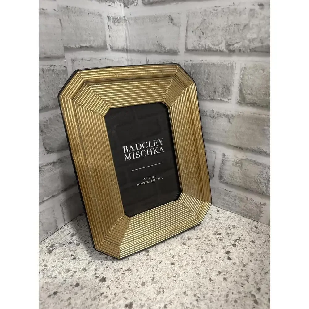 Badgley Mischka Gold Tone Ribbed Photo Frame 5x7